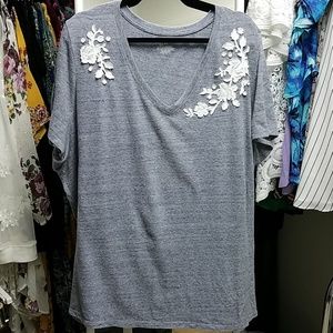 Steel Blue T-shirt With Floral Detail 26/28